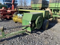 JD 336 small square baler