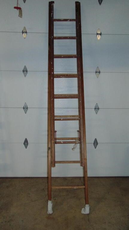 20 ft Wood Extension Ladder, Solid
