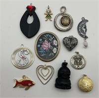 12 Pendants