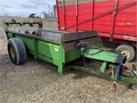 John Deere hydro push manure spreader