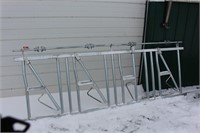 self-locking head gate, 10’