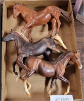 3 BROWN BREYER HORSES