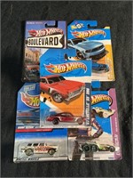 (5) Collector’s Hot Wheels