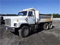 1995 International 2674 6X4 13' T/A Dump Truck