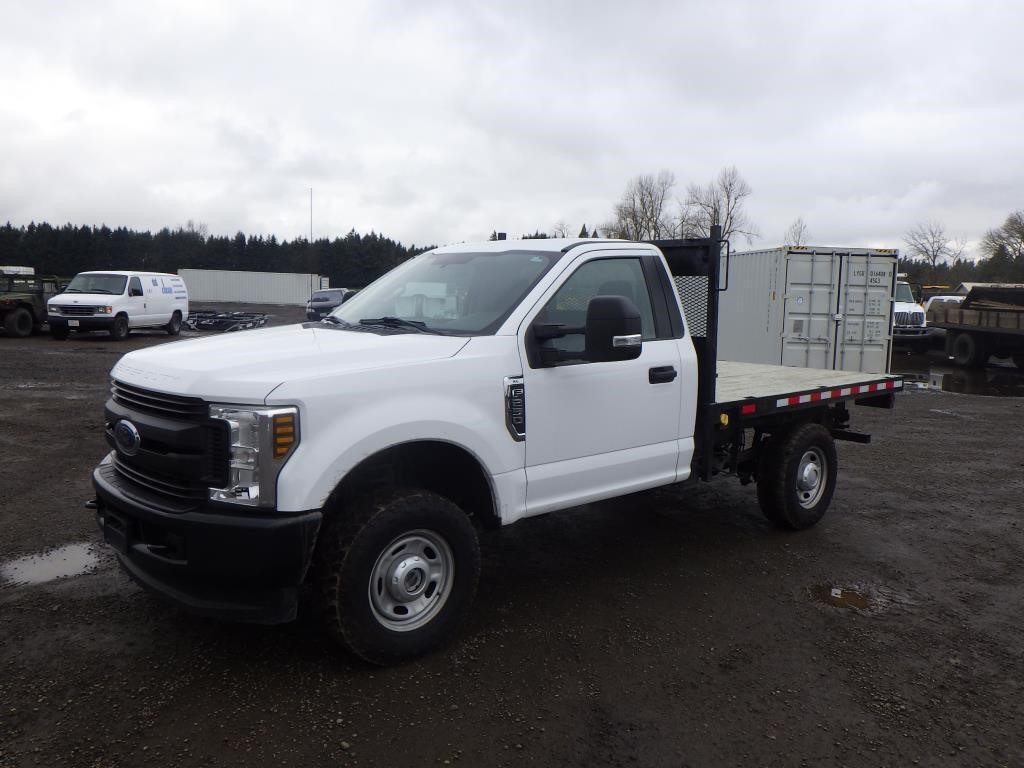 2019 Ford F250XL 9' Flatbed Truck