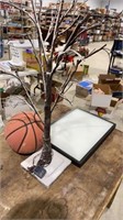 Ball, tree, display