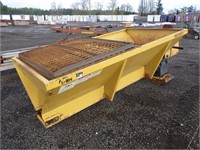 HEC P-8 Salt/ Sand Spreader