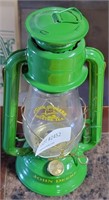 JOHN DEERE MOLINE, ILL. KEROSENE LANTERN