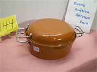 Cook's Essentials Iron 4 Quart Pot with Lid