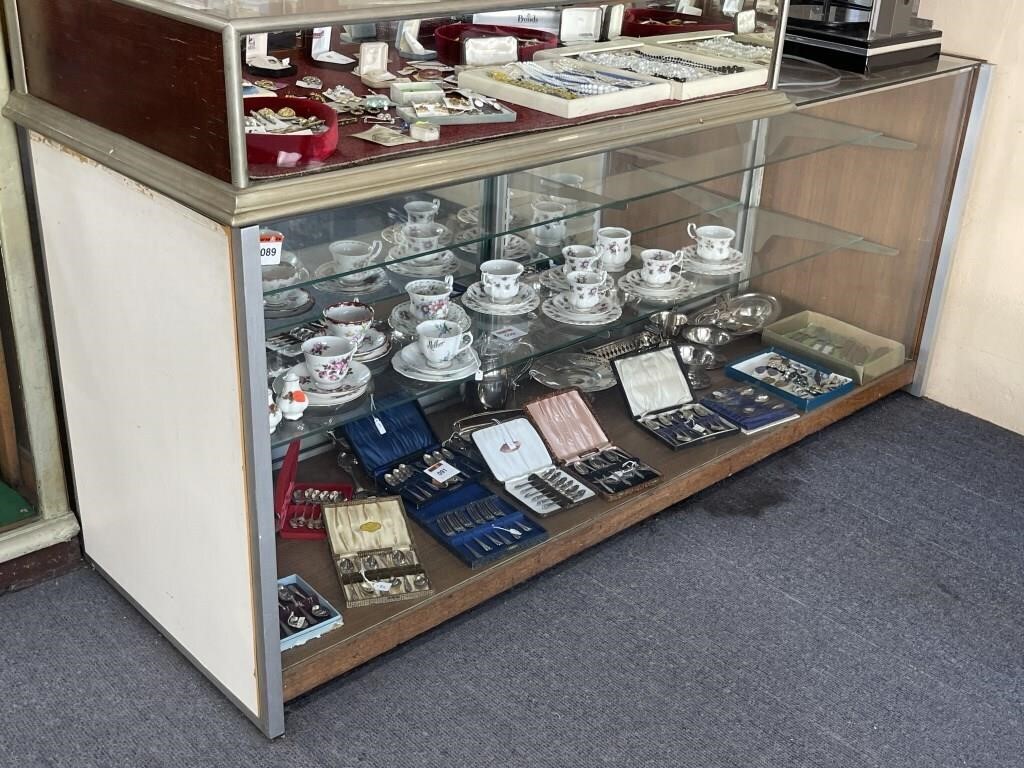 Glass Shop Display Cabinet 1870x810 (no contents)