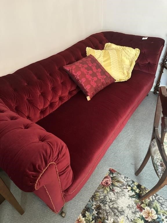 Vintage Red Sofa Couch w/- 3 x Cushions L2050