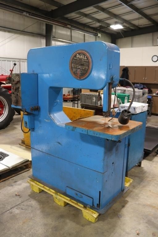 Do-All 3012U Vertical Bandsaw