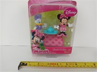 2012 Minnie & Daisy Figure Set