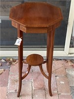 Early Timber Pedestal Table H720