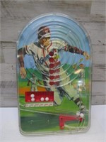 VINTAGE BASEBALL HANDHELD GAME