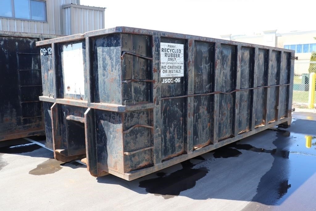 30 Yard Roll-Off Dumpster Bin