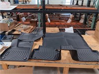 Floor mats42in x 39in large mat, 2@21in x 37in