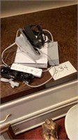 Nintendo Wii, 2 controllers