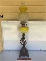 Ornate Antique Kerosene Lamp H890