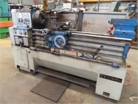 CY-L1640G Engineers Centre Lathe