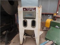 Granowski Wheelabrator Shot Blasting Cabinet