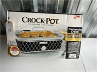 NEVER USED CROCK POT