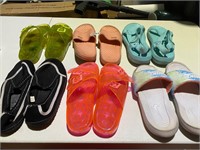 6 pairs of sandals size 6