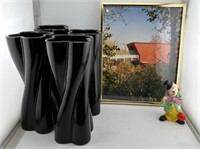 Vases to hold your flowers from the bridge