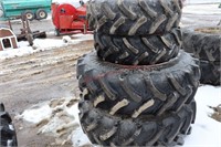 Set of tire and rims for kubota M7060