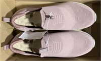 Ladies Skechers Shoes Size 9