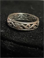 Vintage 925 Sterling Silver Scroll Openwork Ring