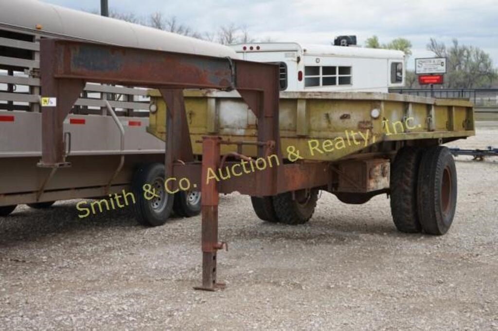 HOMEMADE MILITARY GOOSENECK TRUCK BED TRAILER