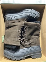 Men’s Kamik Winter Boots Size 10 (Light Use)