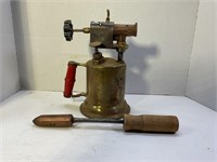 TURNER BRASS TORCH WITH NO.2 SOLDERING IRON