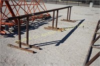 1 SET OF 2 - 16'L 2.5" PIPE STANDS