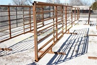 24' HD FREE STANDING CATTLE PANEL WITH 11'10" GATE