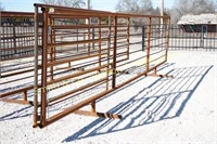 24' HD FREE STANDING CATTLE PANEL WITH 7'10" GATE