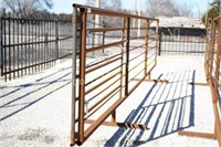 24' HD MOBILE CATTLE PANEL WITH 7'10" GATE