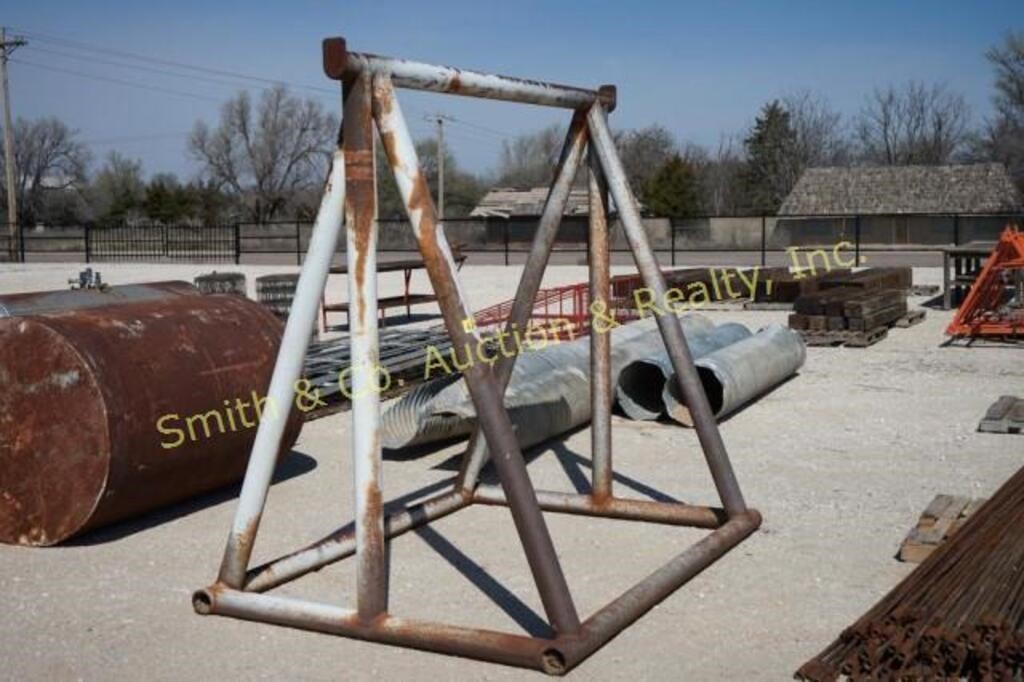 LARGE PIPE STAND 6' X 8' BASE 8' TALL