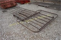 12' 6 RAIL PORTABLE FENCE PANEL