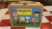 Vintage Peanuts Snoopy Metal Lunchbox