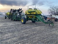 JD 36' 730 Seeding tool with 2 1900 tanks