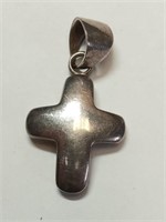 OF) 925 sterling silver cross pendant