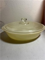 Glass bake dish with lid