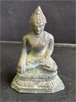 Antique bronze Thai Buddha statue