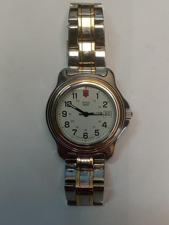 OF) Swiss army wrist watch, needs new battery