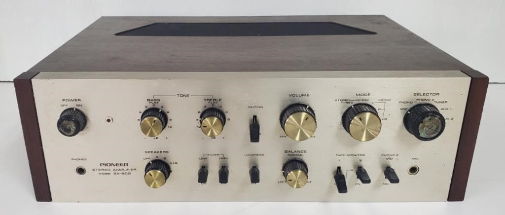 (Y) Pioneer Stereo Amplifier, model SA-800,