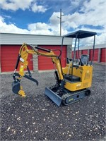 2024 AGT H15 Mini Excavator w/ Hip Control