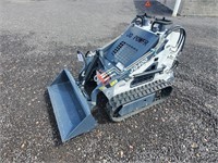 JQ400 Mini Skidsteer- UNUSED