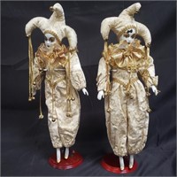 Pair of porcelain dolls in a box